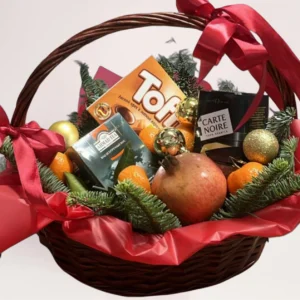 Новогодняя корзина Sweet Surprise Basket Алматы