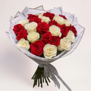 25 микс роз в Алматы