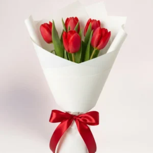 5 красных тюльпанов Алматы